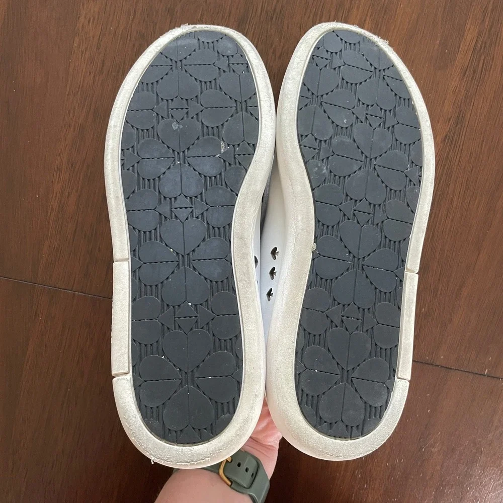 Kate Spade Lift Sneaker Womens 8B White Gold Leather Platform Casual Preppy